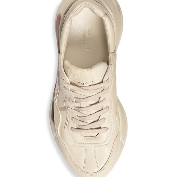 Gucci - Picture 2 of 3